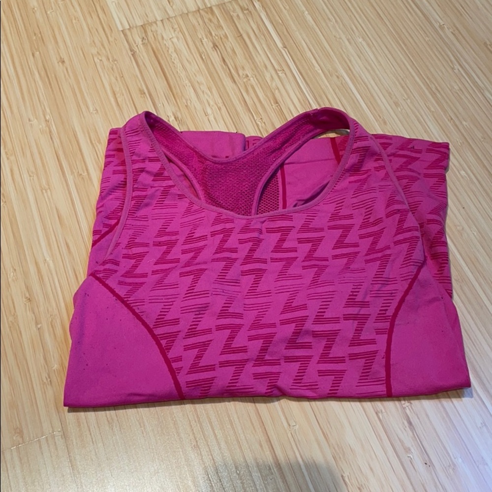 workout tank top